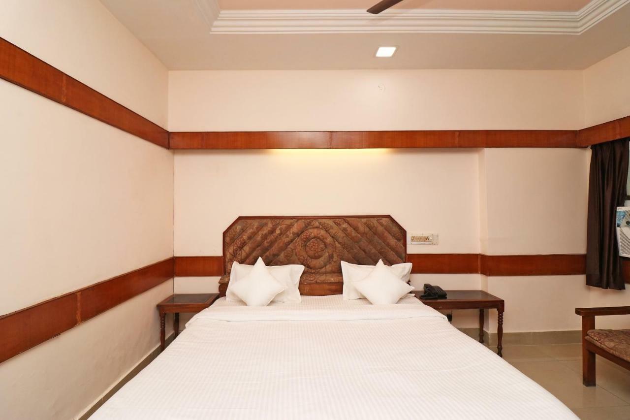 Spot On 37002 Hotel Natraj Bilāspur Habitación foto